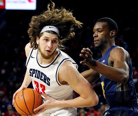 Richmond spiders men's basketball - 5 days ago · ESPN has the full 2023-24 Richmond Spiders Regular Season NCAAM schedule. Includes game times, TV listings and ticket information for all Spiders games. ... Men's College Basketball News ...